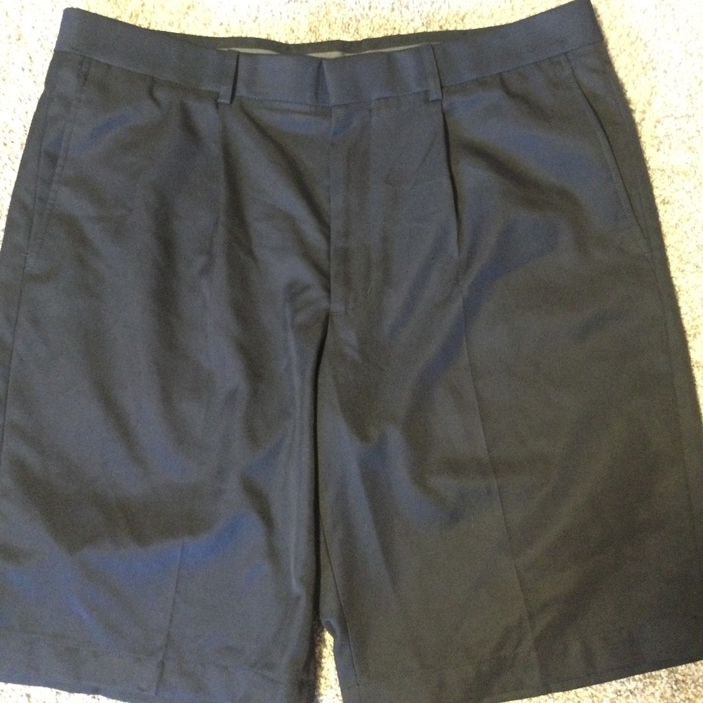 Walter Hagen Golf Mens Shorts Size 36 Black